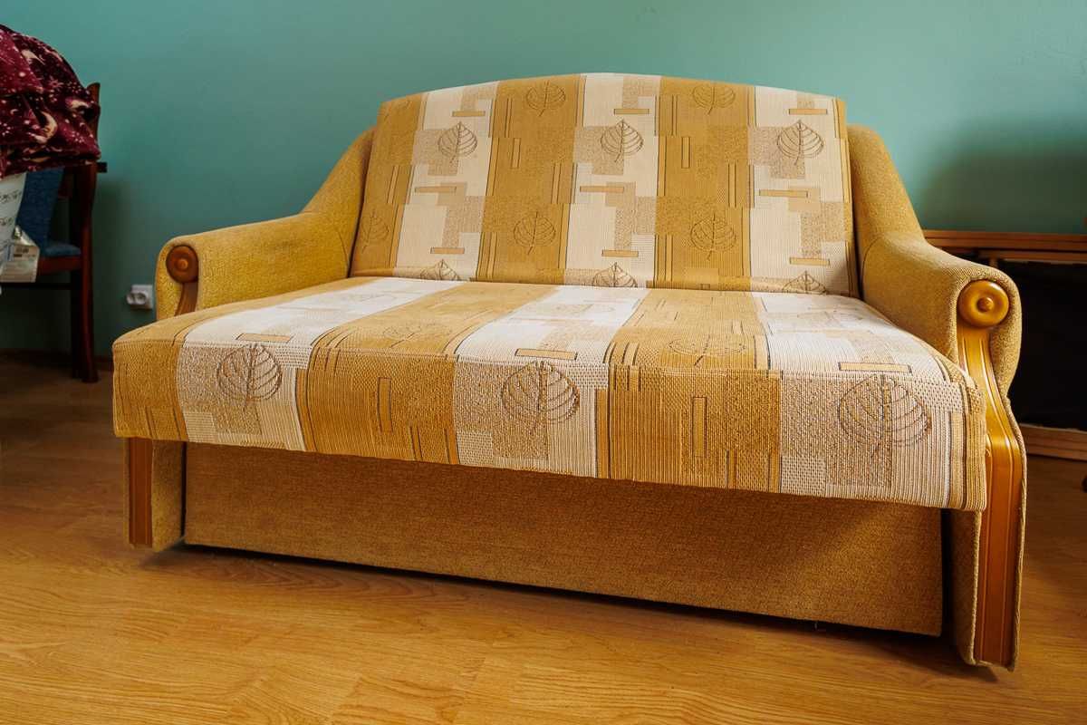 kanapa rozkladana i 2 fotele