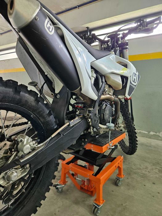 Husqvarna FE 350 - 142h