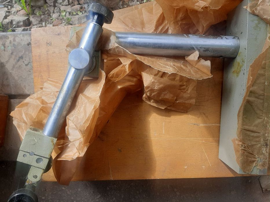 Штатив для измерения головок