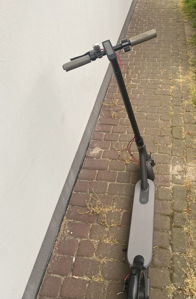 Hulajnoga Elektryczna Xiaomi Mi M365
