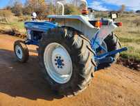Trator Forde 2910