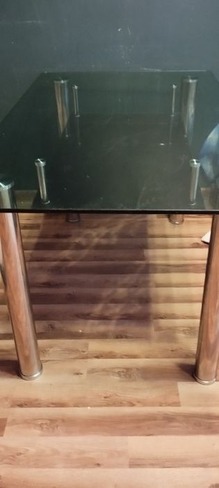 Stół szklany kuchenny