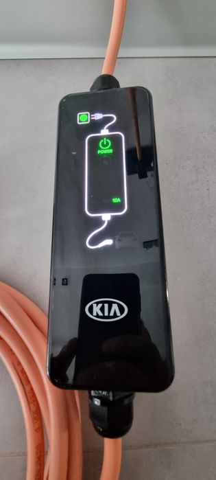 Ładowarka zasilacz oryginalna KIA MOTORS 12A 230V