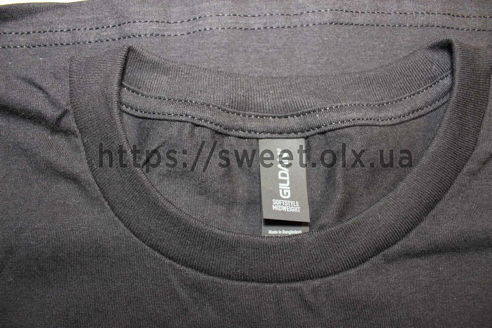 Футболка чорна біла чоловіча унісекс бавовна Gildan SoftstyleMidweight