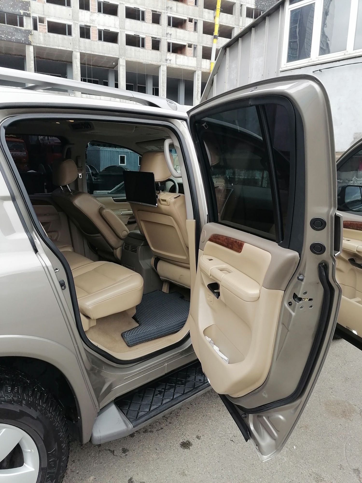 Nissan Armada 2007