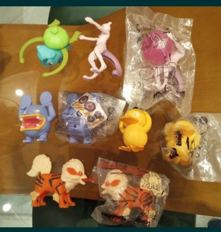 Bolas pokébolas, TY, PEZ, miniuns, SPONGEBOB, happy meal