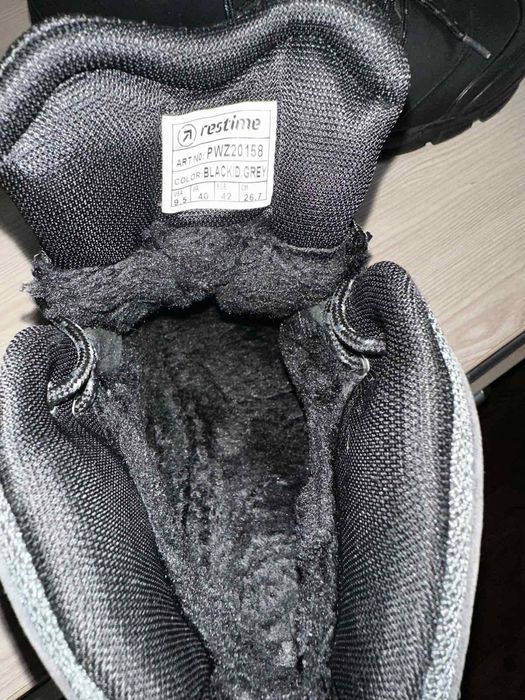 Взуття чоловіче ,