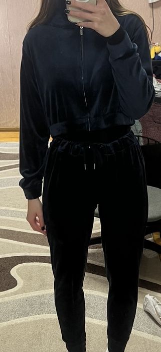 Костюм темно синій велюровий h&m розмір М