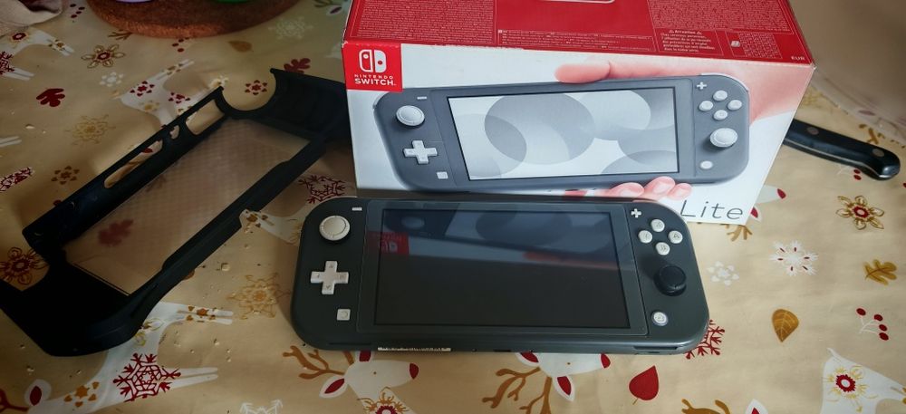 Nintendo Switch Lite Desbloqueada