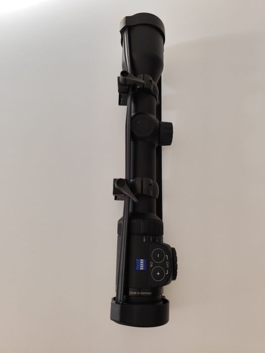 Luneta Zeiss Conquest DL 2-8x42