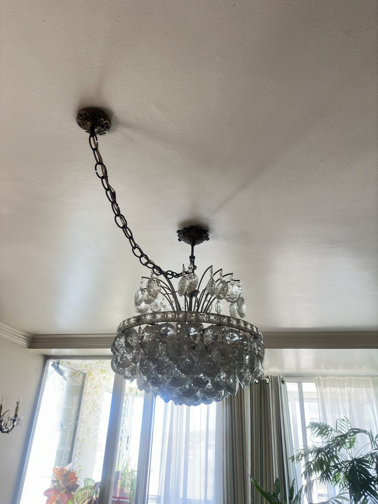 Candeeiro de teto com lágrimas em cristal
