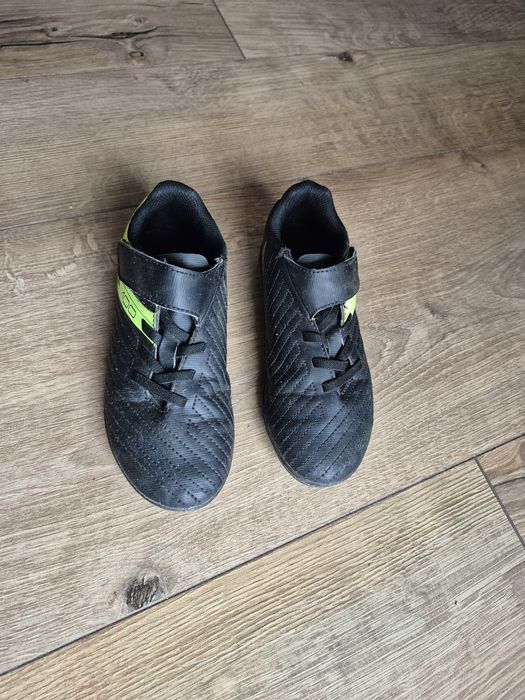 Buty piłkarskie Kipsta korki 31