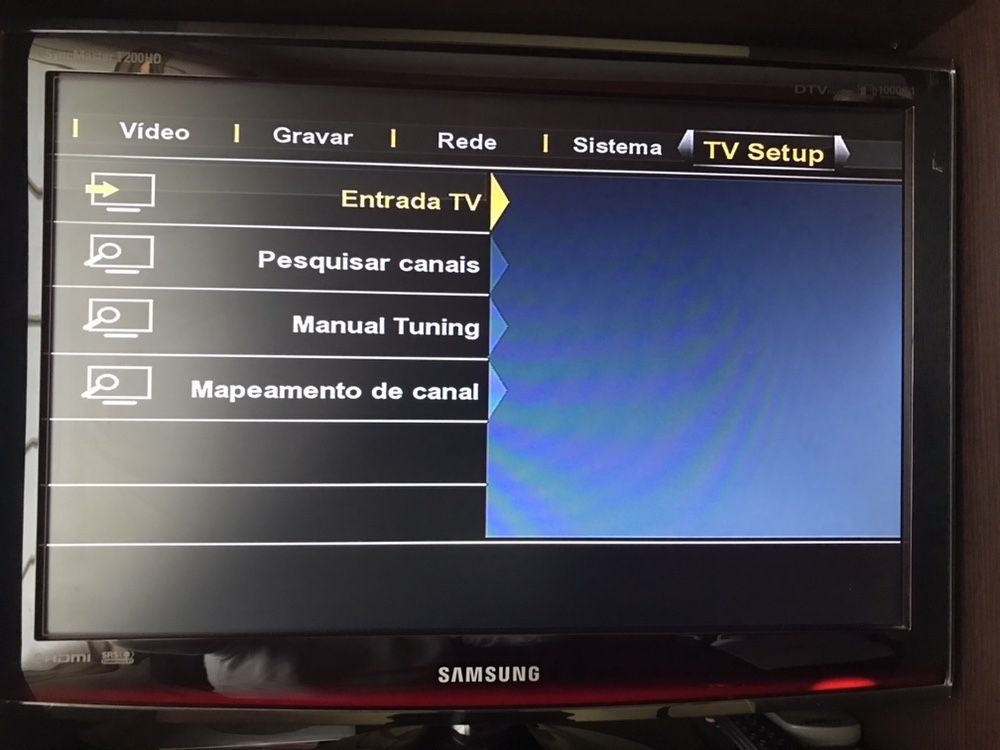 Media center com comando