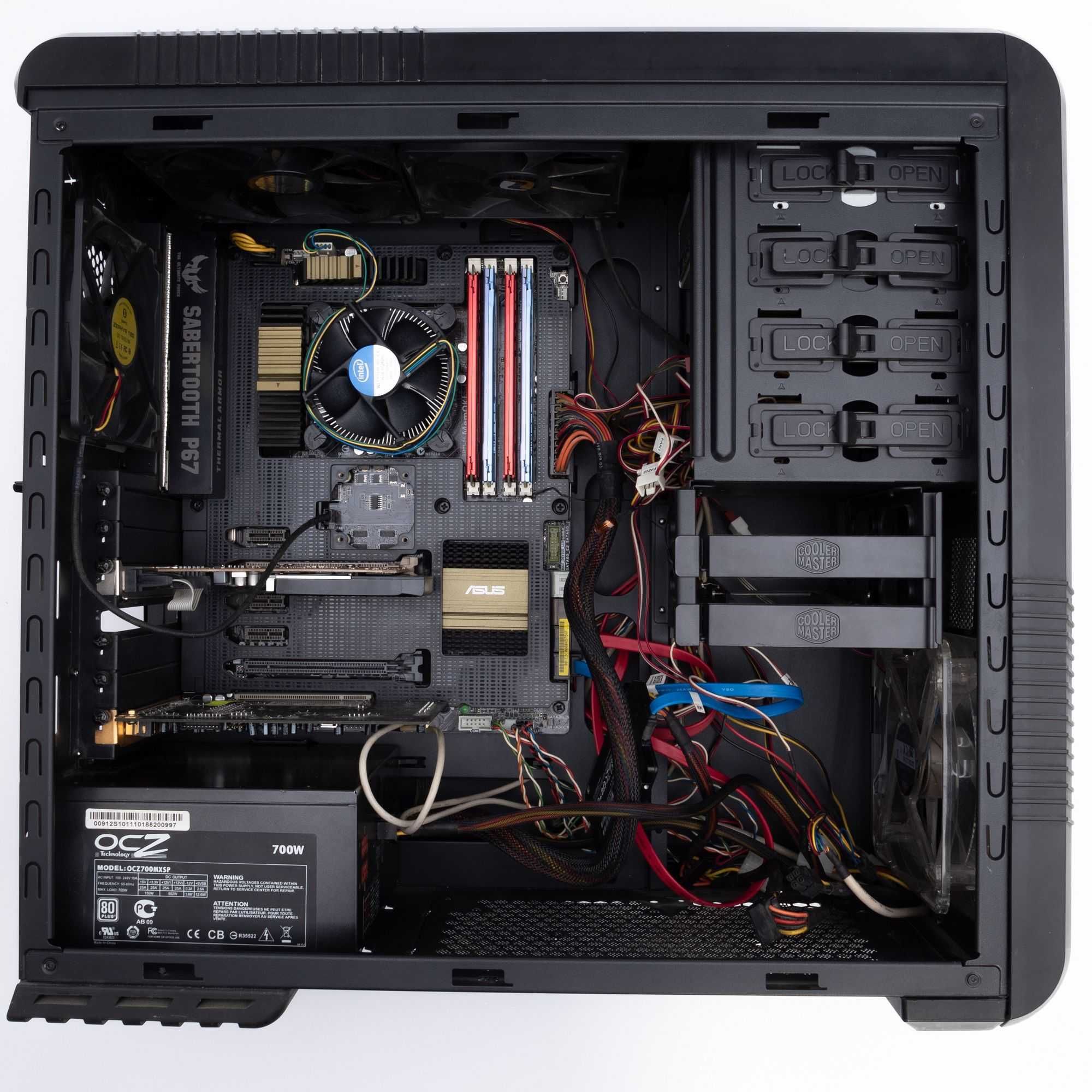 Komputer stacjonarny I7 2700k 12GB RAM SB X-Fi Asus P67 Sabertooth