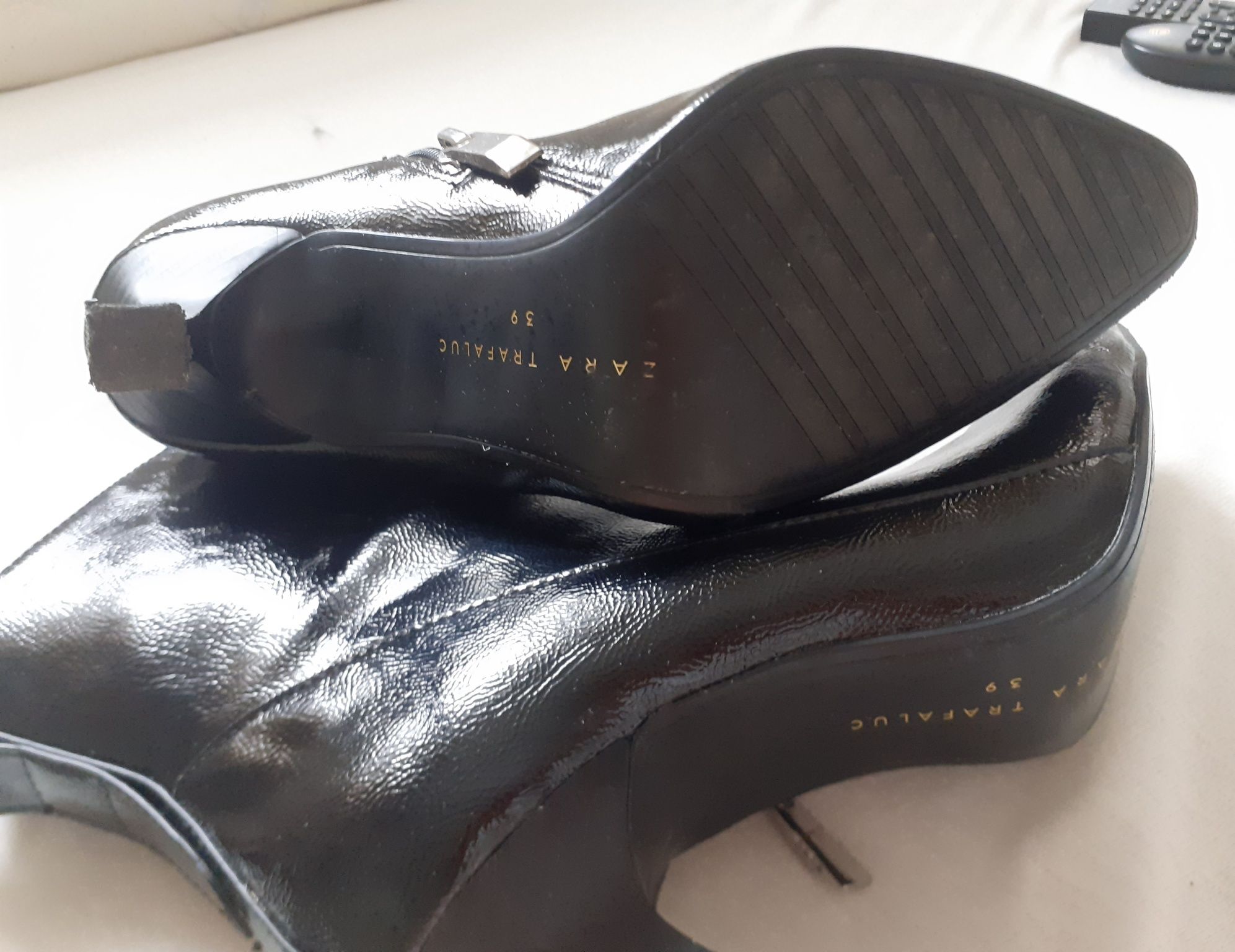 Zara Botki 39 Połysk Szpilka