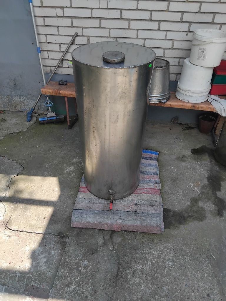 Емкость под вино
