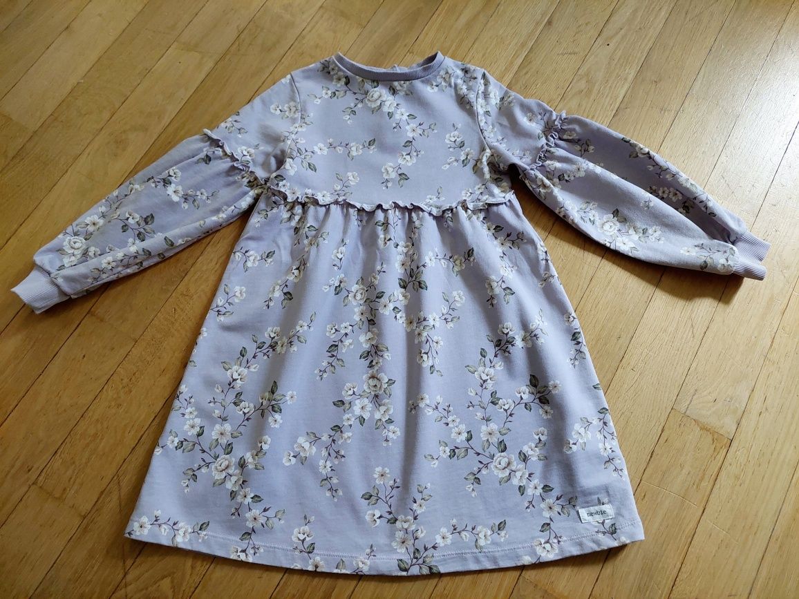 Sukienka newbie 116