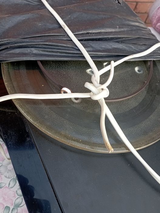 Мікрохвильова піч  Samsung не працює