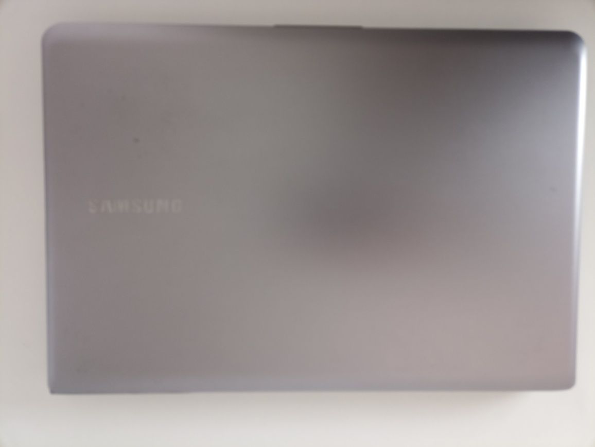 Computador portátil Samsung NP530U4C-S03PT