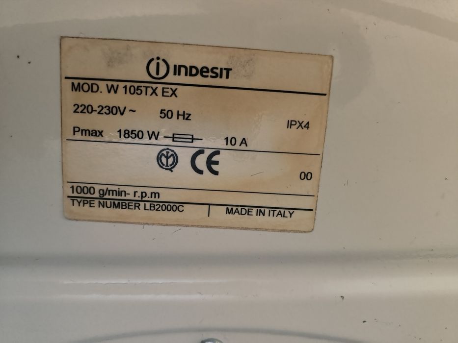 Пральна машина indesit