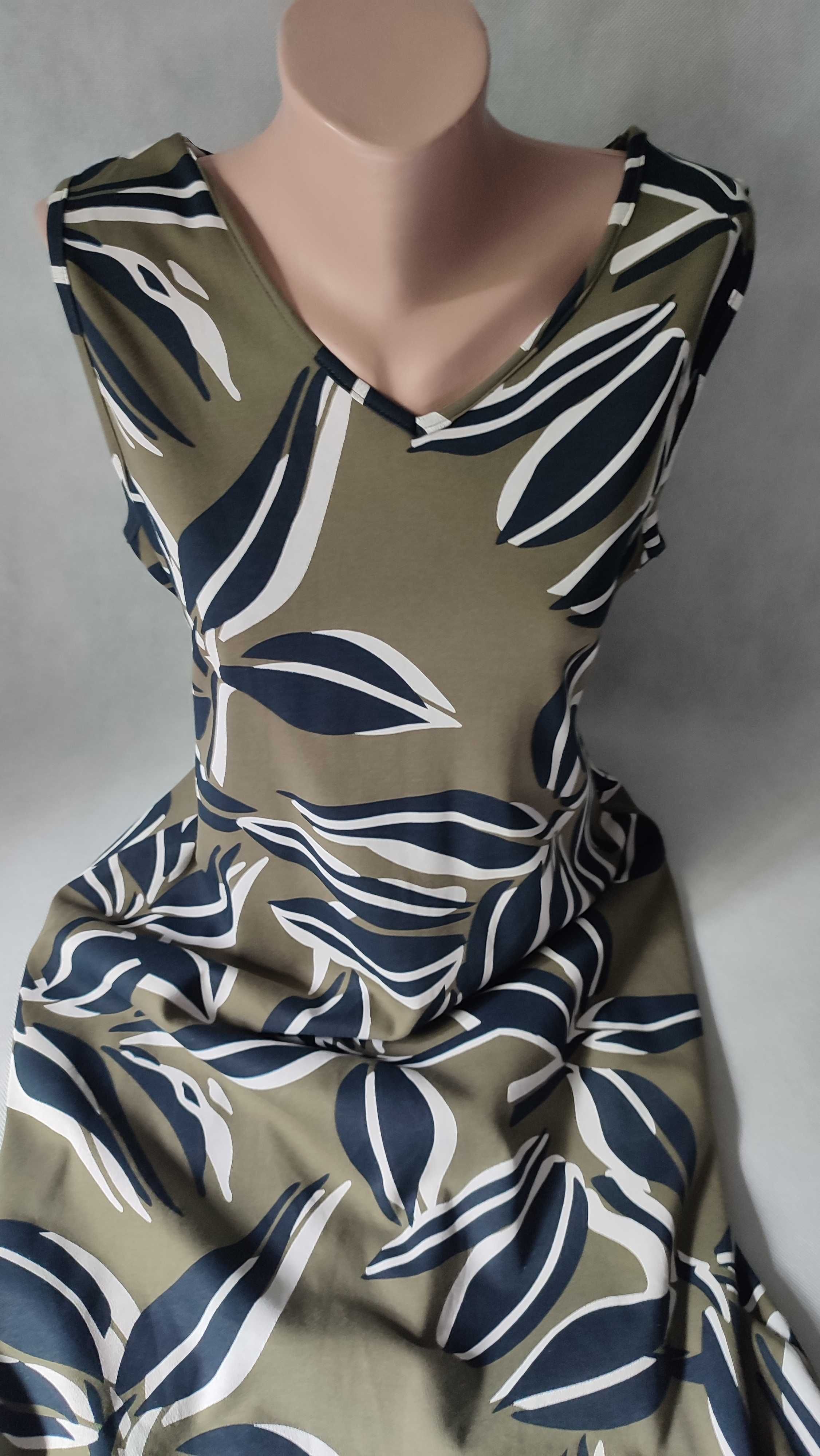 Sukienka princeska plus size we wzory bez rękawów bawełniana 44/46