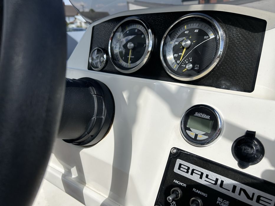 Nowa łódz wedkarska rekreacyjna silnik elektryczny  echosonda