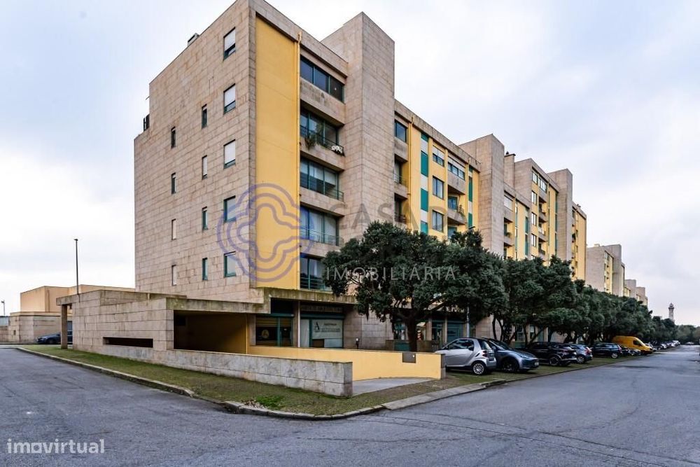 Apartamento T1 para arrendar em Leça da Palmeira a 200 mt da praia