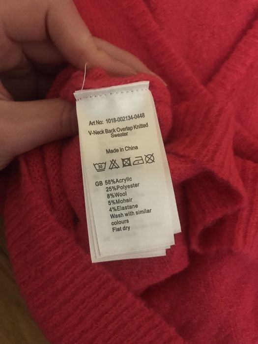 Нова кофта на запах у кольорі фуксія