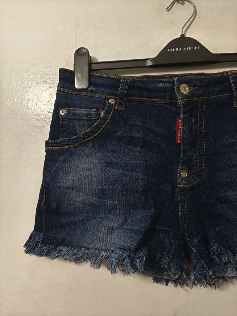 Джинсовые шорты Dsquared p 28
