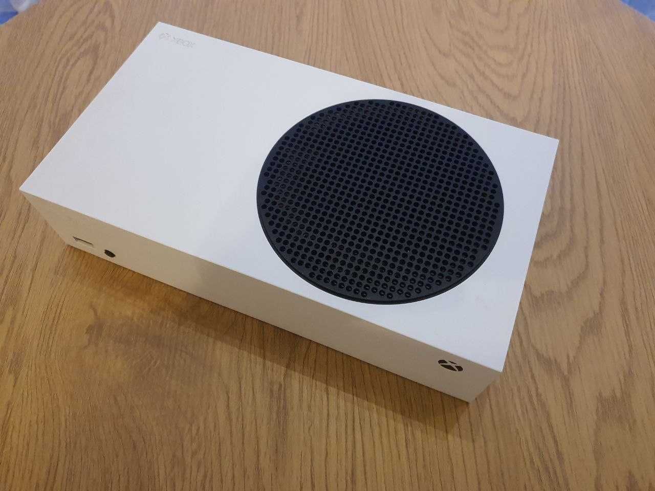 Xbox siries S 512 Gb, 1 геймпад