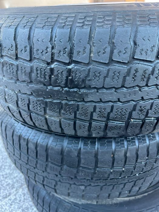 Pneus tamanho 195/65 R15