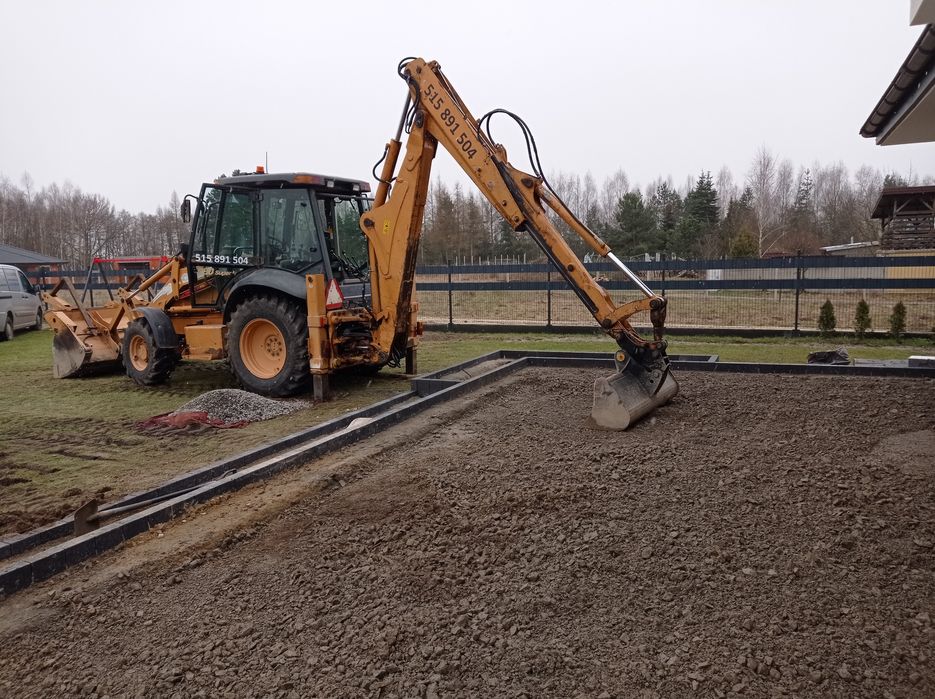 Usługi koparko ładowarką, minikoparka, wywrotka 3.5t,  prace ziemne