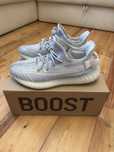 Yeezy Boost 350v2 (Static)