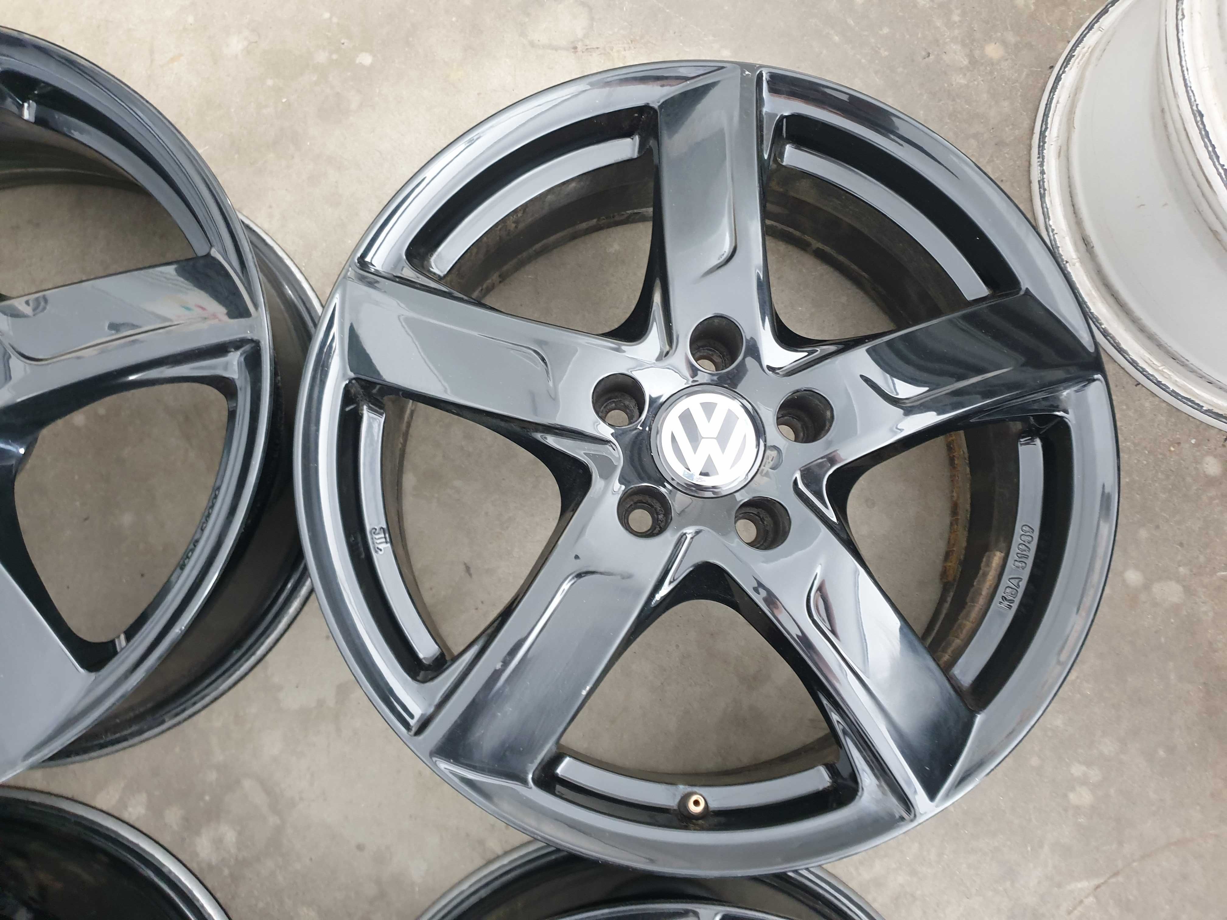 Alufelgi 17" VW Passat B6 B7 B8 Golf VII Caddy Tiguan Touran T4 5x112