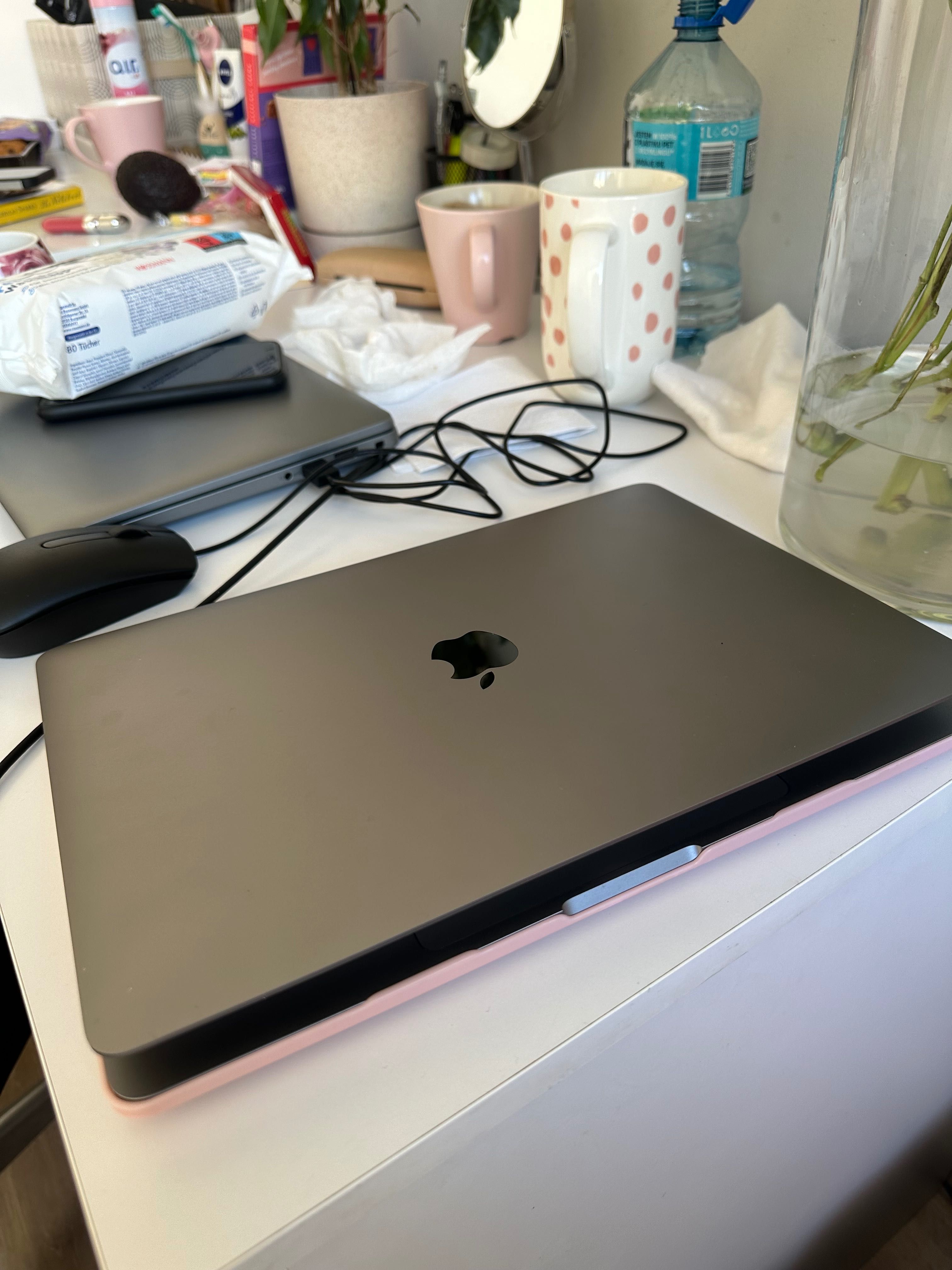 MacBook Pro 13, m2, 2022