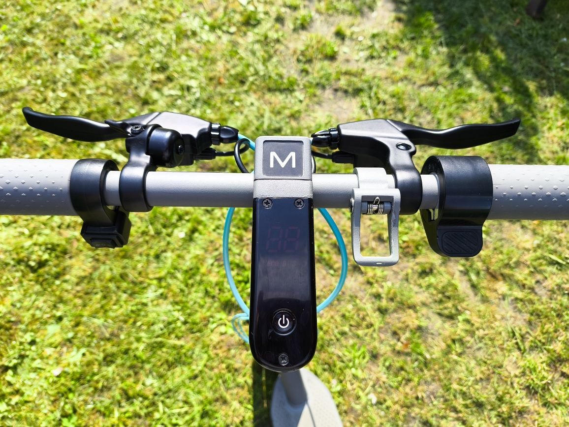 hulajnoga elektryczna motus scooty 10 plus 2023