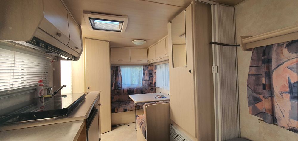 Przyczepa kempingowa CARAVELAIR 1000 DMC
