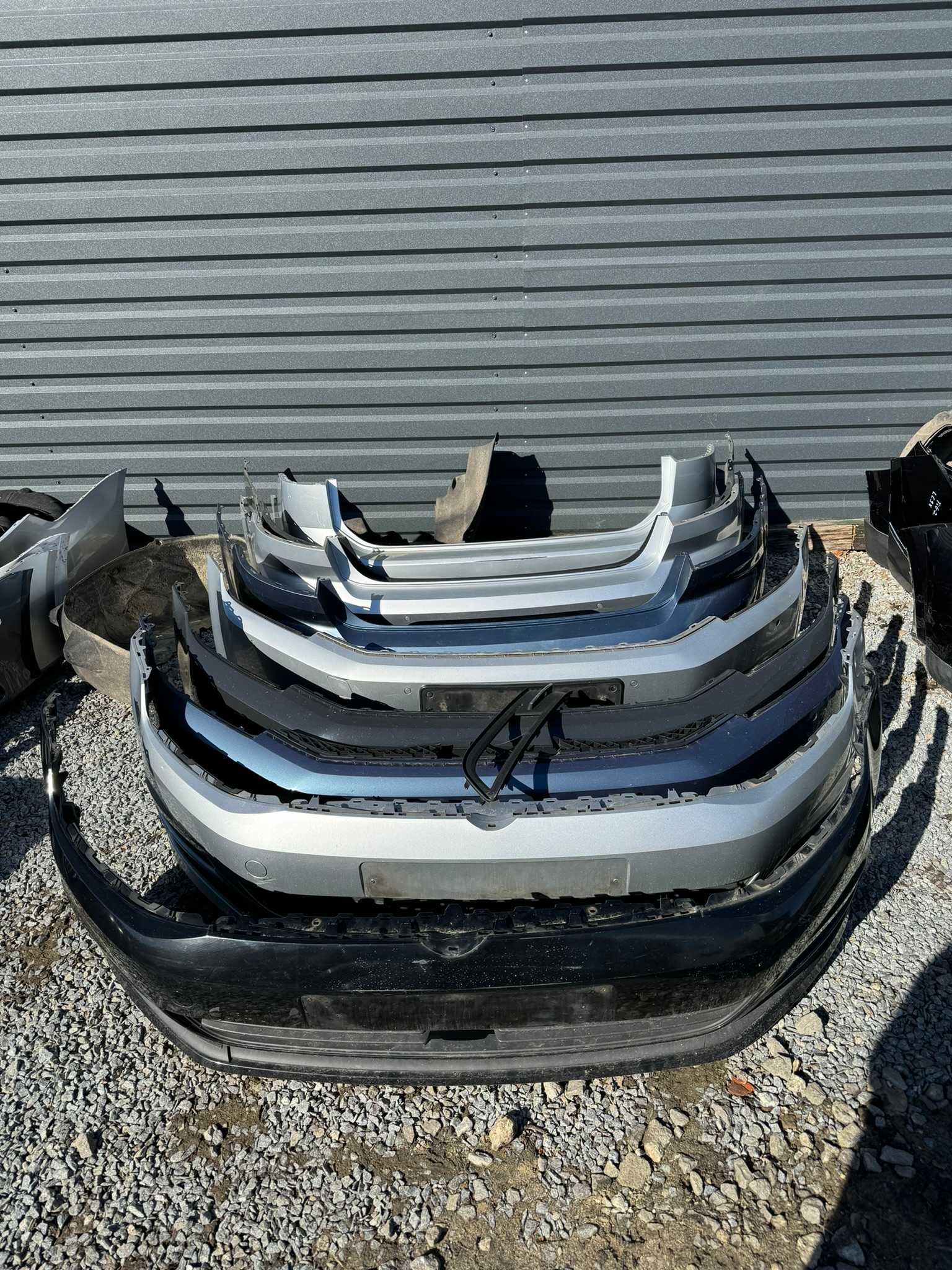 Бампер передній задній Passat b7 b8 cc Tiguan 1 2 Touareg nf fl Golf 7