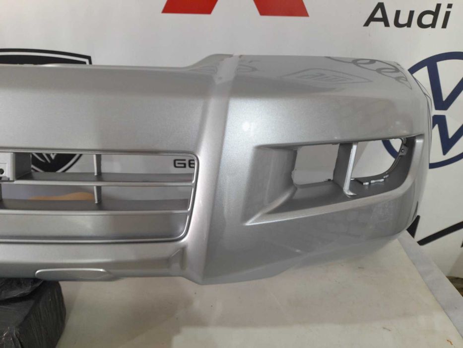 Бампер Toyota Camry 40 Corolla PRADO 120 в цвете ориг новые Польша