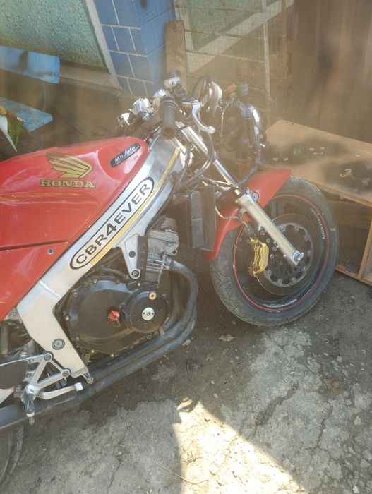 Продам Хонда сбр 250 рр