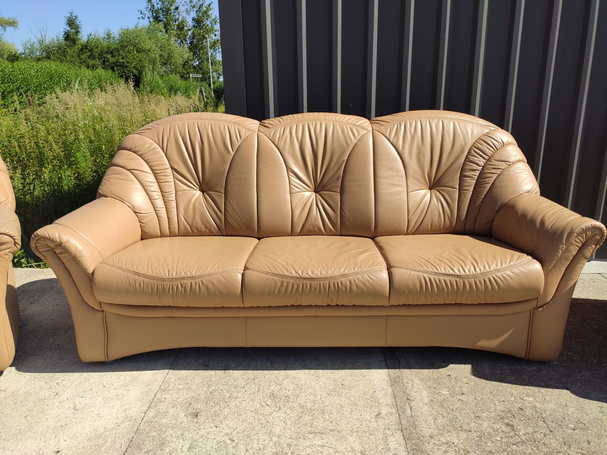 Sofa skórzana 3-osobowa+2 fotele+pufa/wypoczynek-100% skóra naturalna