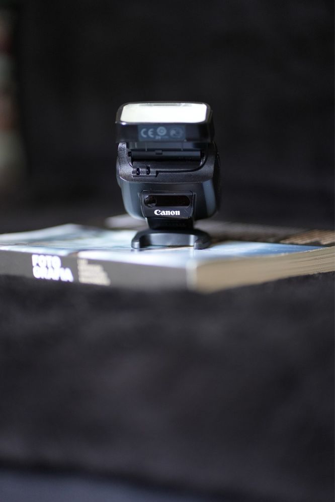 Flash Canon Speedlite 270EX II — Excelente estado