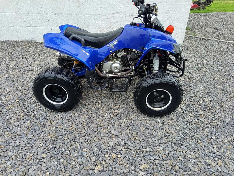 Quad BOMBARDIER 125 3+1R