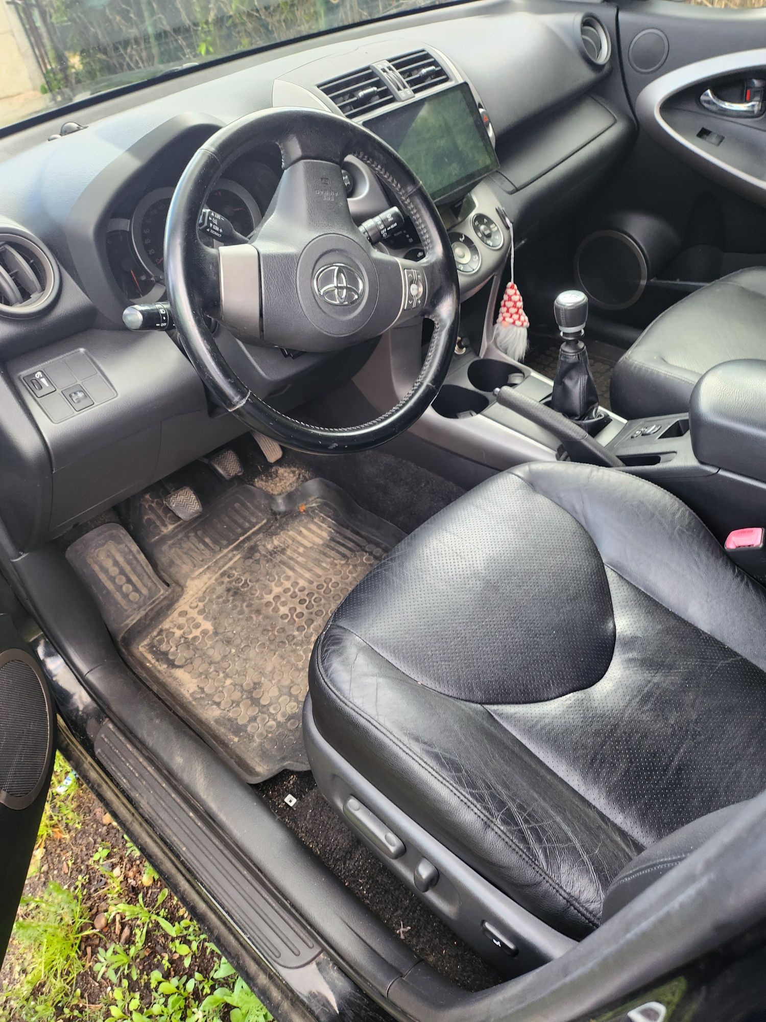 Toyota rav4 2,2dcat