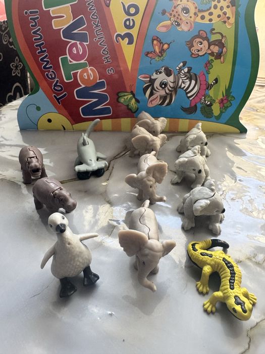 Кіндер натунси kinder natoons baby марвел людина павук