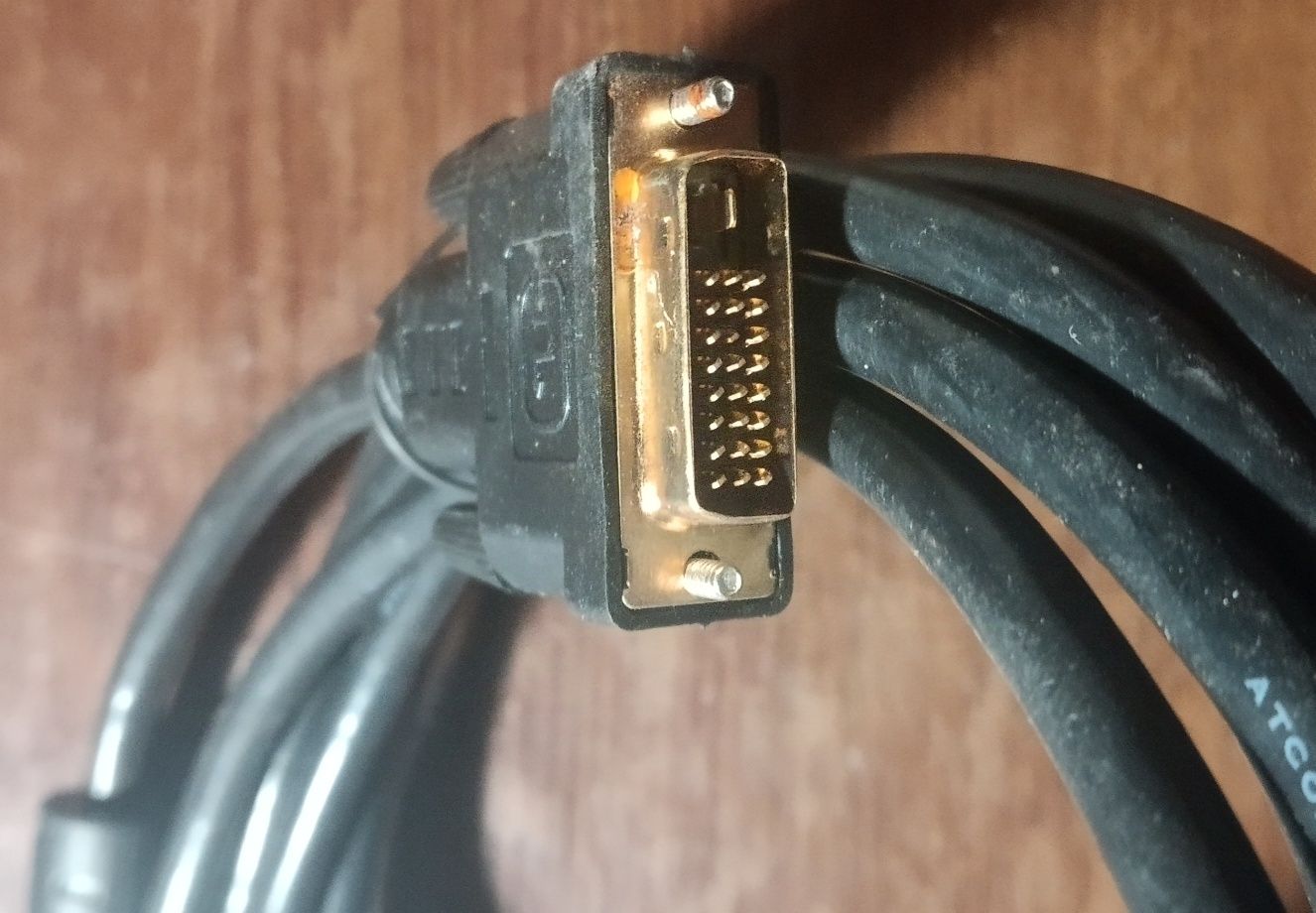 Кабель питания, патч-корды, sata, vga