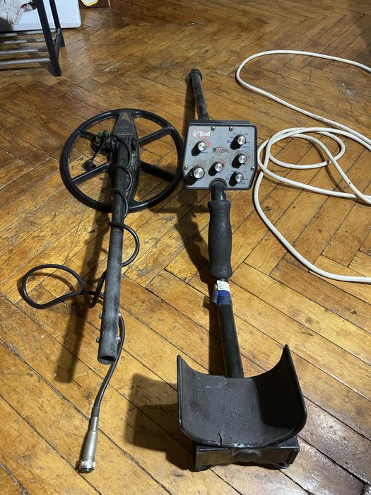 Металоискатель Tesoro