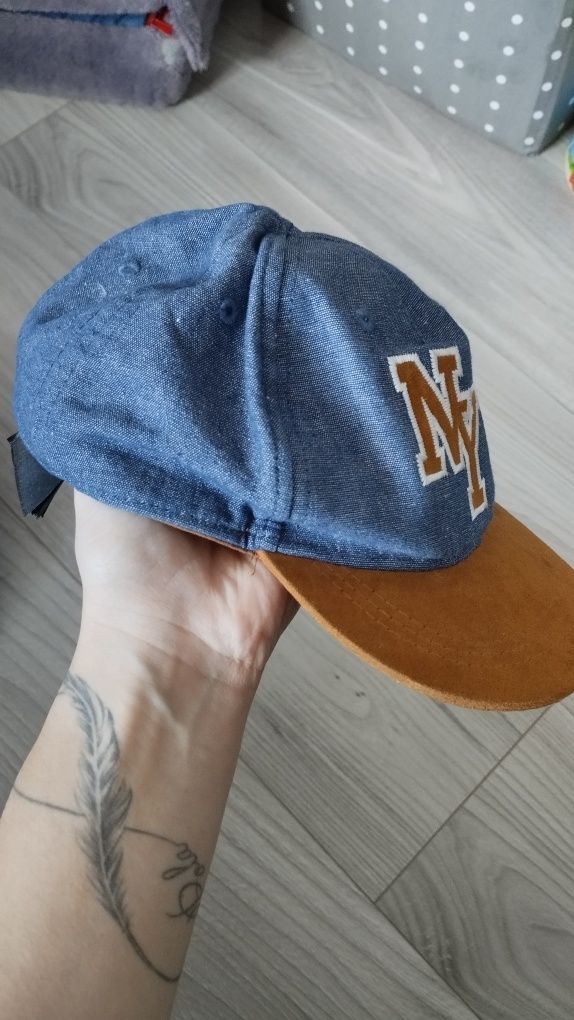 Czapki lato h&m 80
