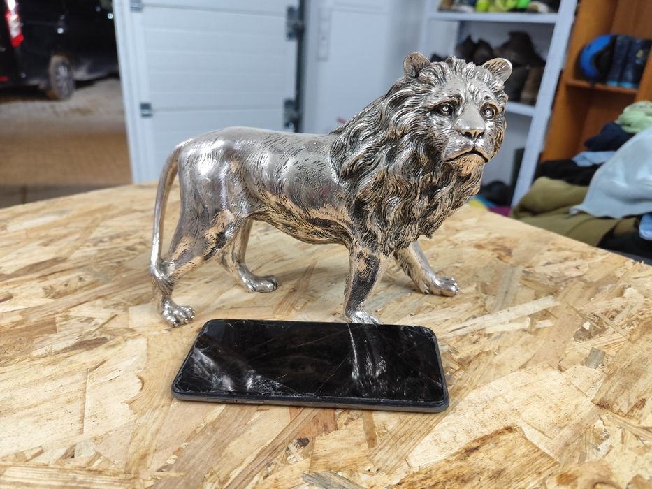 Estátua de leão  novo
