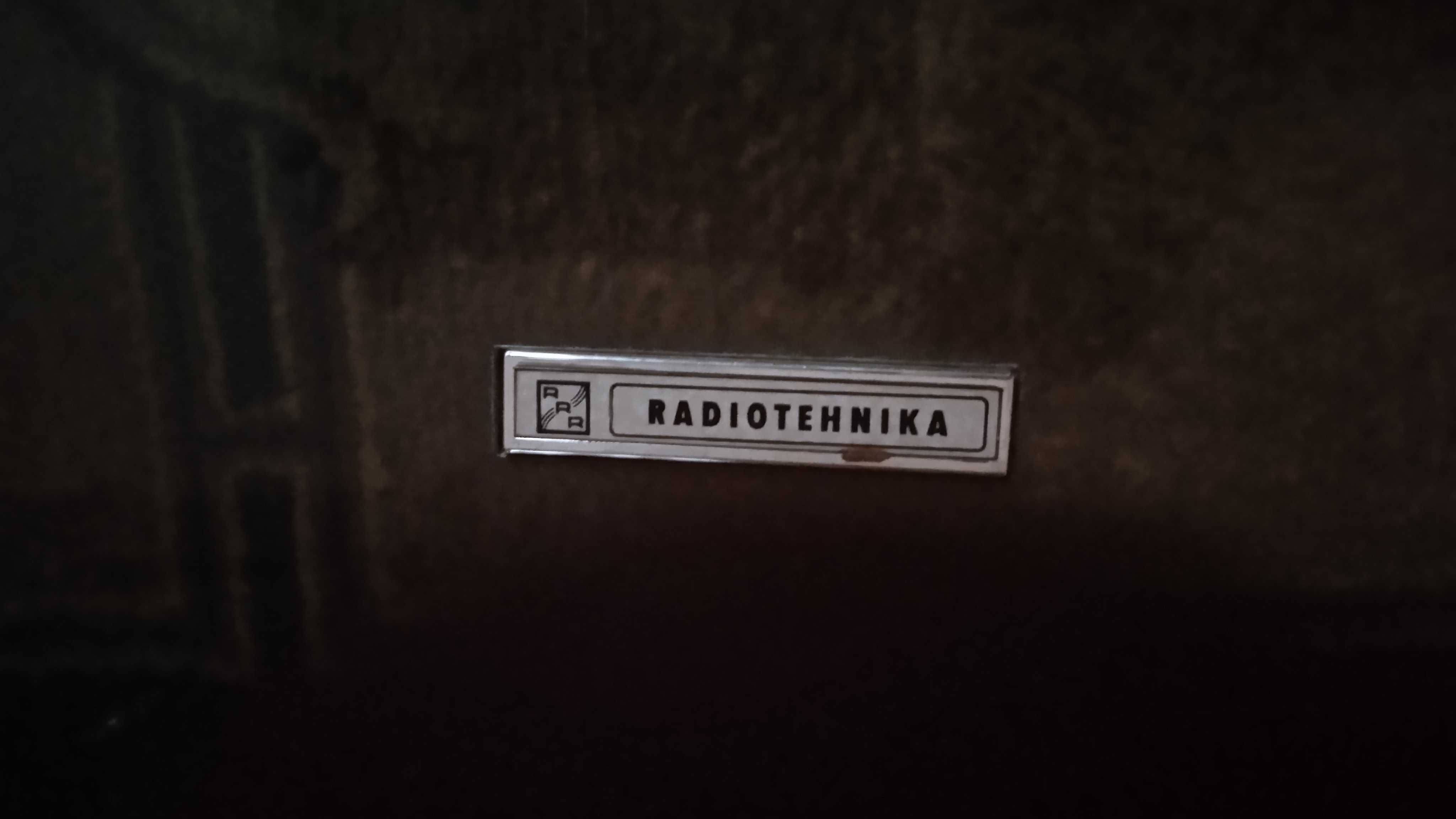 Проигрыватель Radiotehnika.